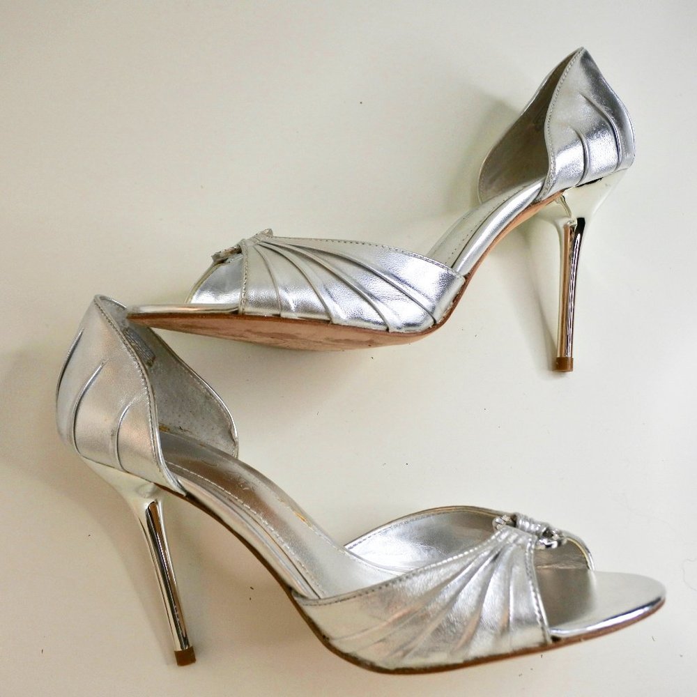 🇨🇦 ALDO Mogalecity silver D'orsay pumps EUR39